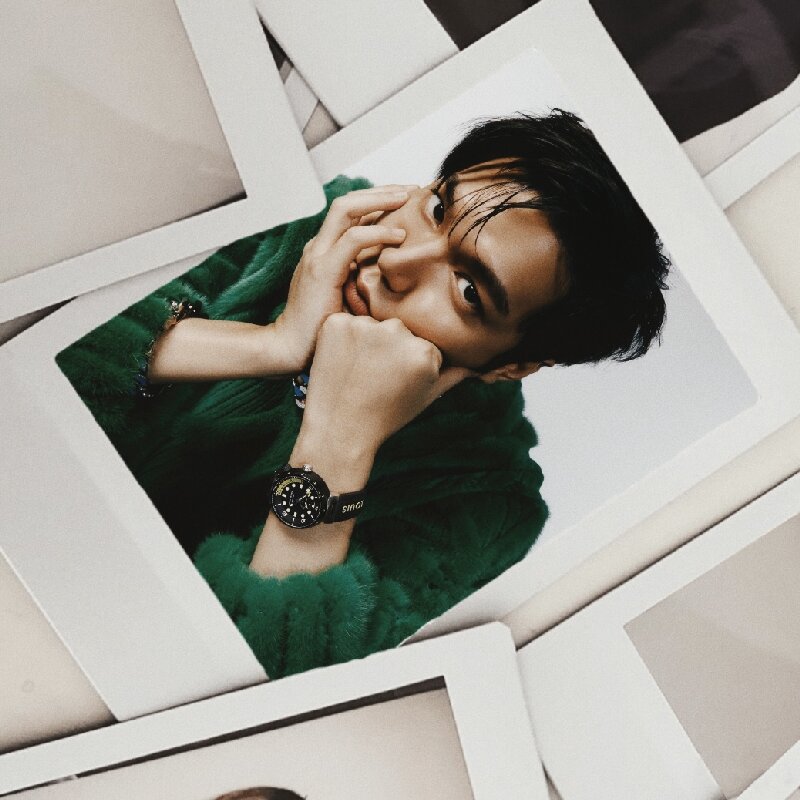 30/50PC Korean Idol Lee Minho  - Korean Lifestyle Magazine 评论和价格